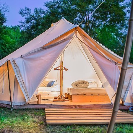 Lodg'Ing Nature Camp Dordogne Lacave  Exteriör bild